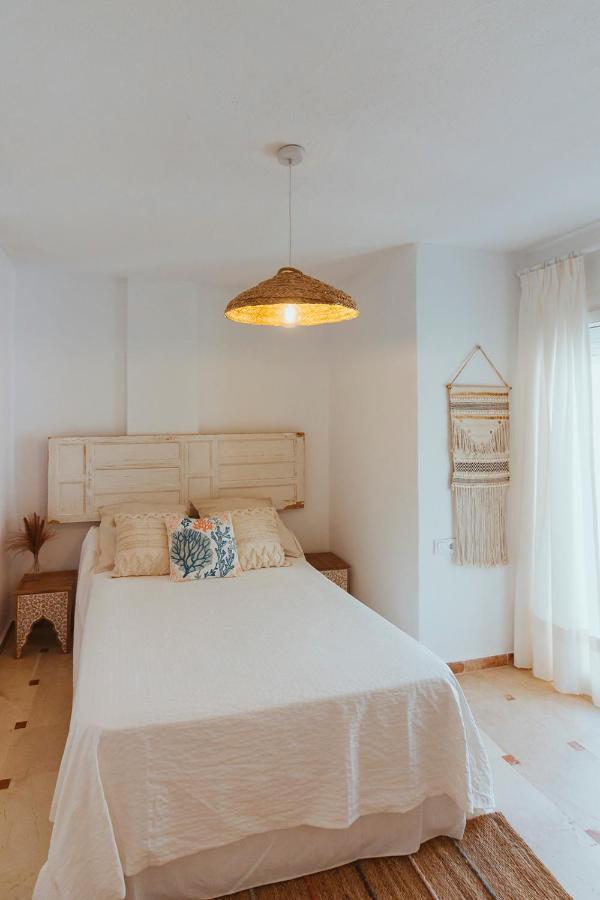 Apartamento Con Gran Terraza Junto A La Playa Torremolinos Luaran gambar