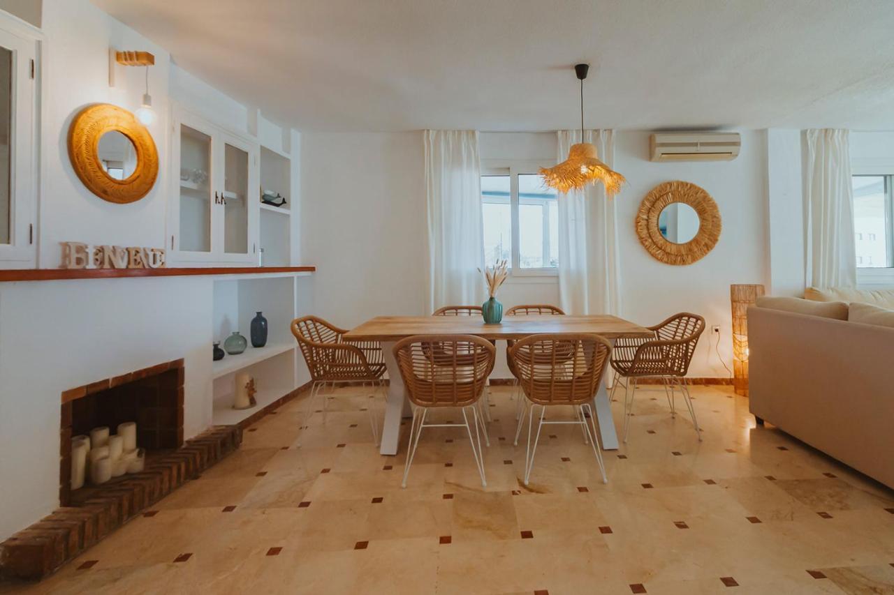 Apartamento Con Gran Terraza Junto A La Playa Torremolinos Luaran gambar